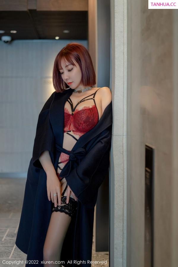 闫雪松 松果儿 [XiuRen]高清写真图 2022.04.19 No.4886 果儿Victoria第8张图片